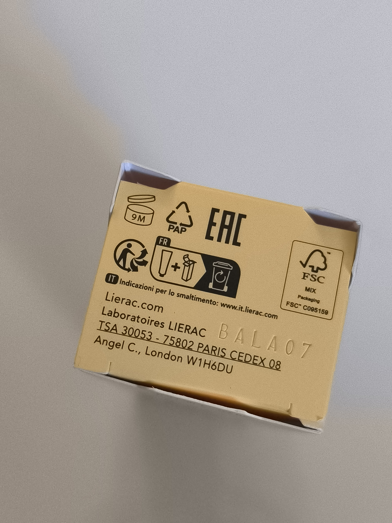 Lierac Sunissime SPF 30, 40ml Emulsja ochronna do twarzy i dekoldu